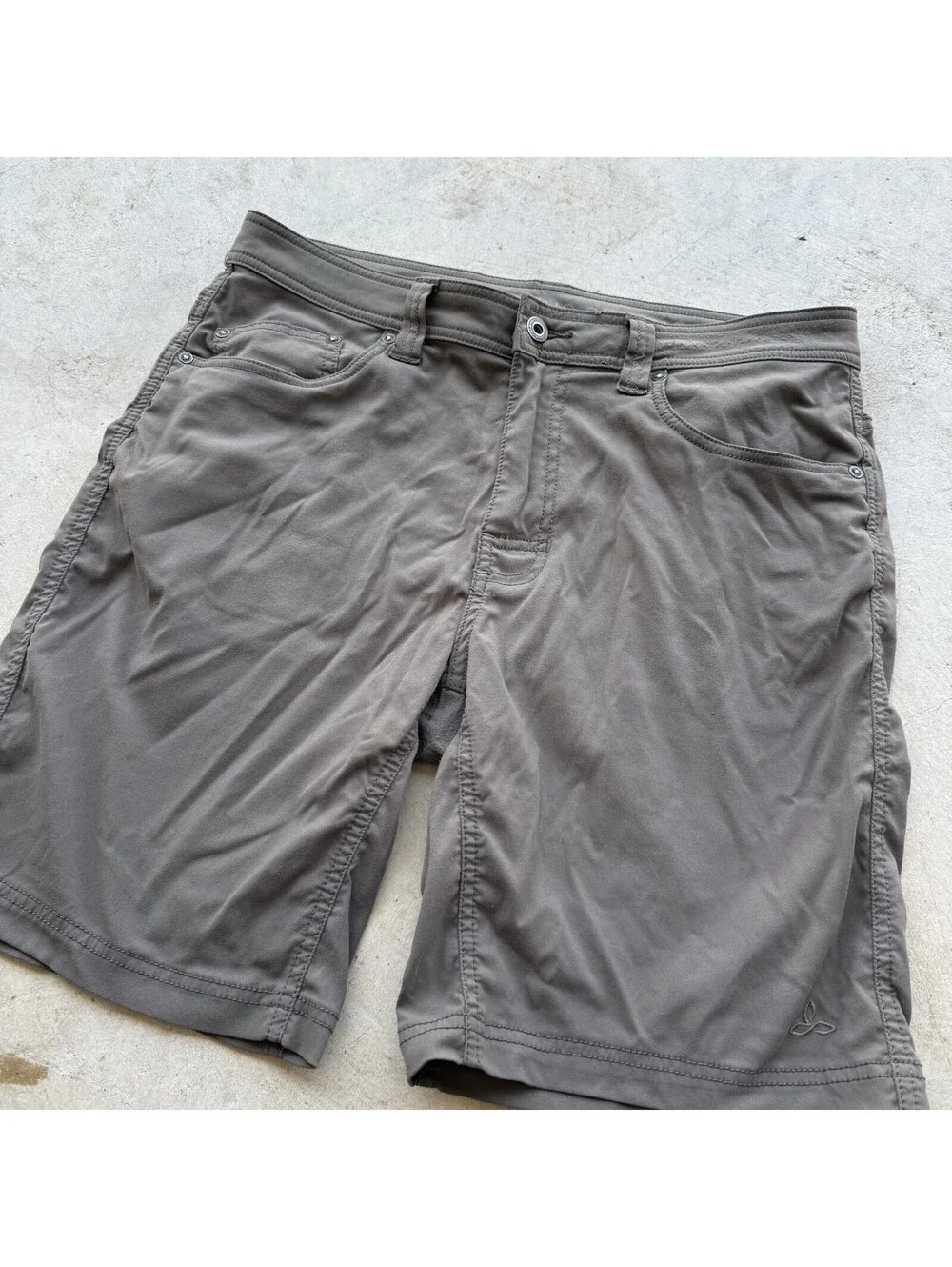 prAna Shorts Mens 33x9 Brown 5 Pocket Casual Hiking Outdoor Performance